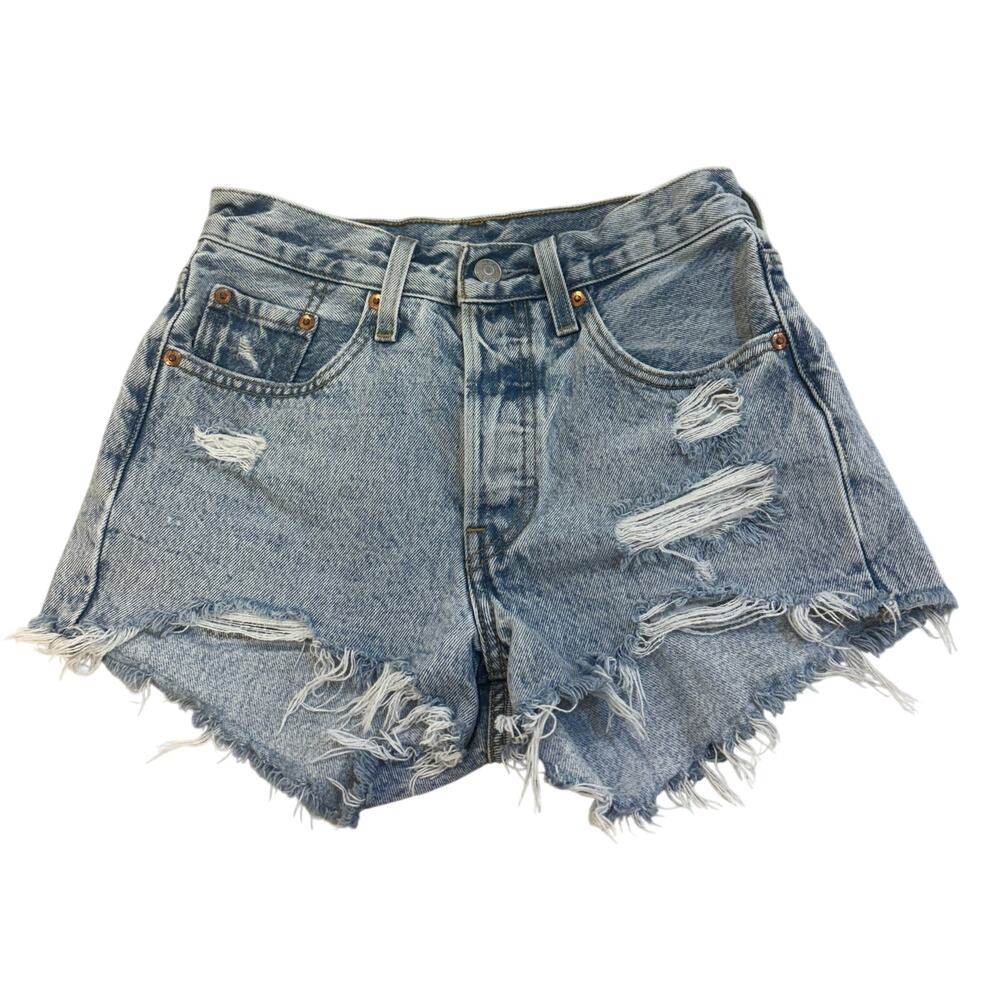 Levi's women's 501 Premium Light Blue Denim Shorts Size 24